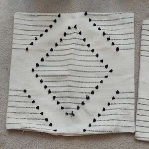 Black and White Geometric Pillow Cover